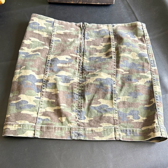 Free People Camouflage Skirt - Picture 4 of 12
